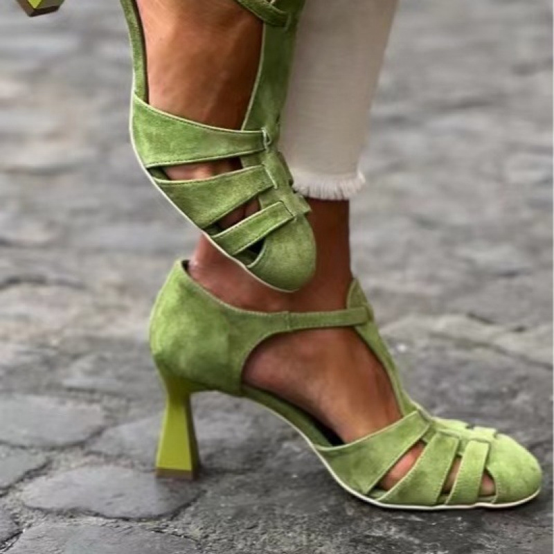 Home Office Size - Sandal Wanita Hijau Suede Kitten Heel