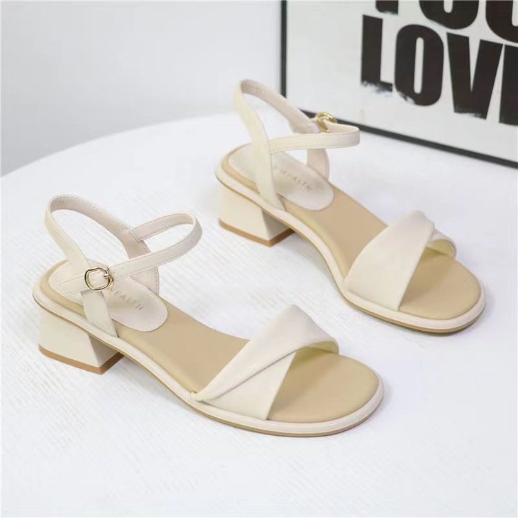 Sandal Hak Blok Evening Breeze - Home Office Size ulasan dan harga
