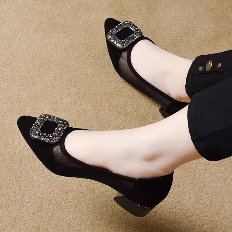 Sepatu Pumps Hak Blok Berujung - Home Office Size ulasan dan harga